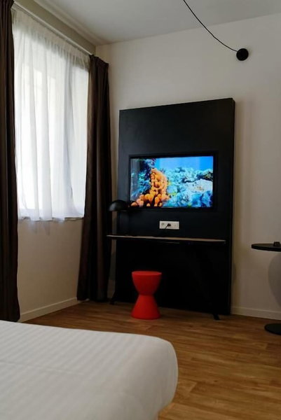 Nemea Appart Hotel Coliseum Amiens Centre, Amiens, France