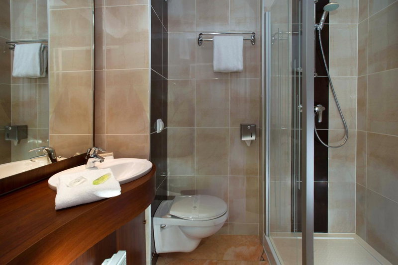 Brit Hotel Tours Sud – Le Cheops, Joue-les-Tours, France
