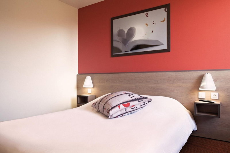 ACE Hôtel Châteauroux Déols, Deols, France