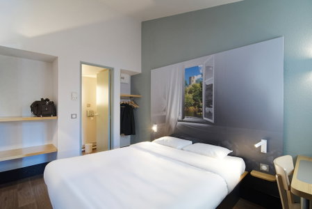 B&B HOTEL Châteauroux Aéroport, Deols, France