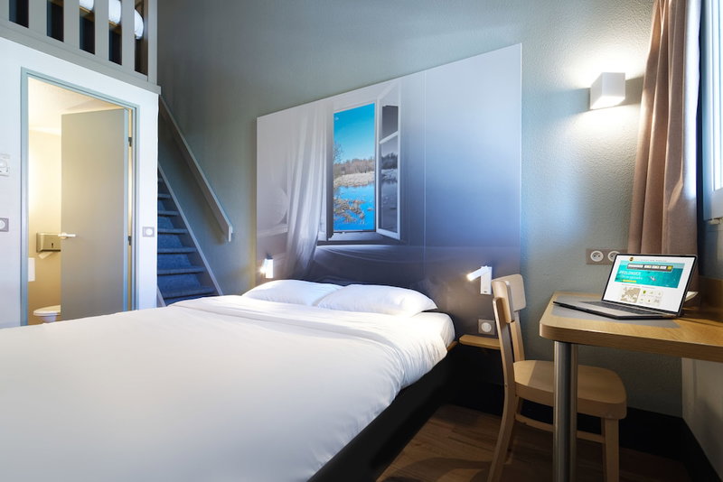 B&B HOTEL Châteauroux Aéroport, Deols, France