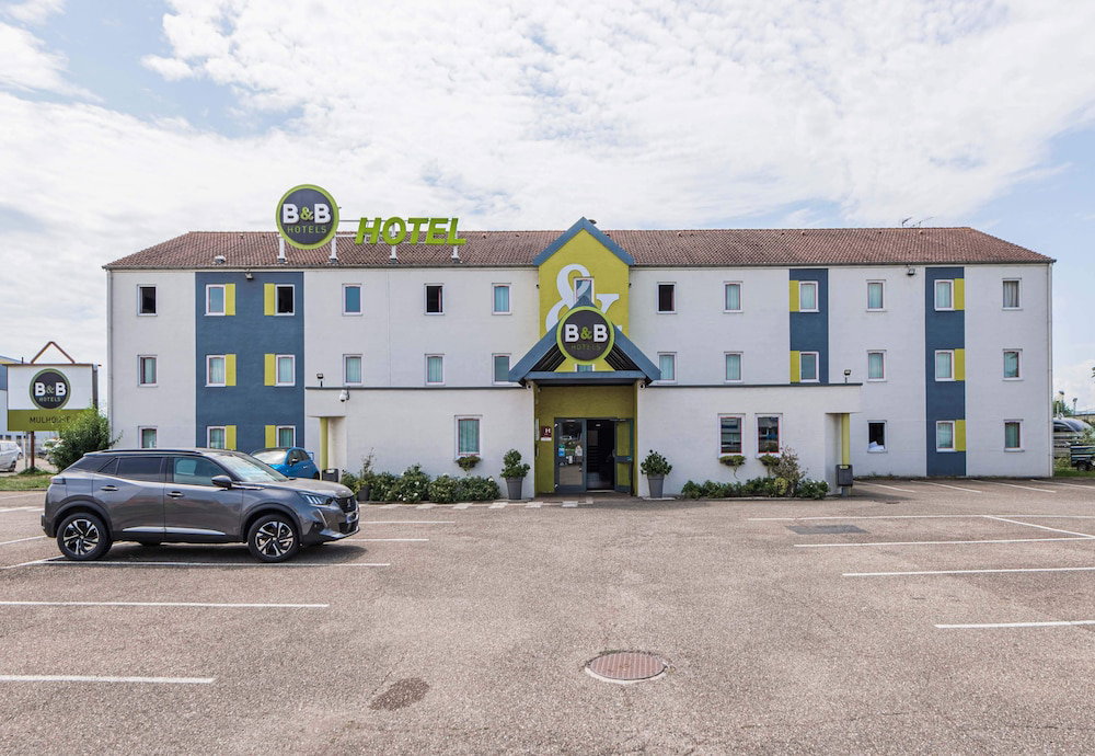 B&B HOTEL Mulhouse Ile Napoléon, France