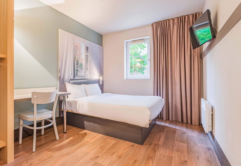 B&B HOTEL Mulhouse Ile Napoléon, Illzach, France
