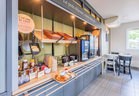 B&B HOTEL Mulhouse Ile Napoléon, Illzach, France