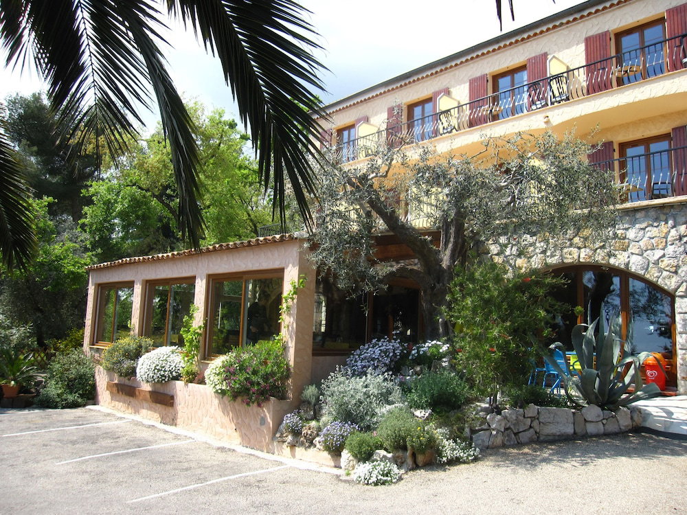 Hotel · Les Belles Terrasses, Tourrettes-sur-Loup