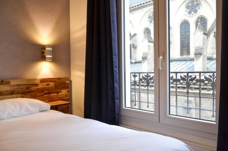 Hôtel De La Perdrix Rouge, Paris, France