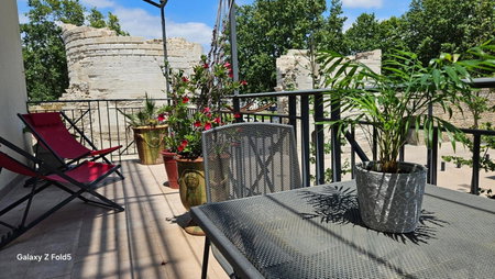 Brit Hotel Acacias, Arles, France
