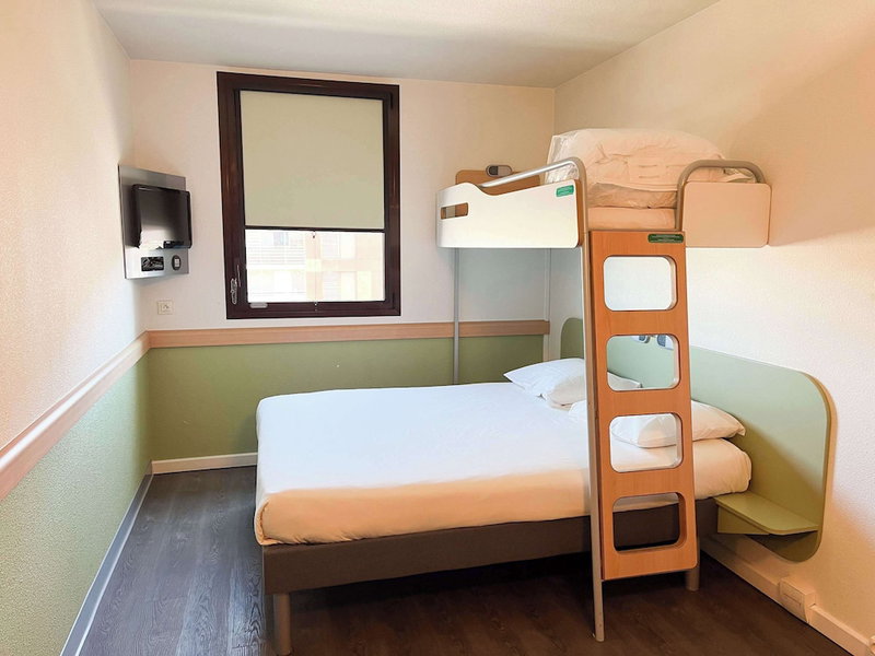 ibis budget Nimes Centre Gare, Nîmes, France