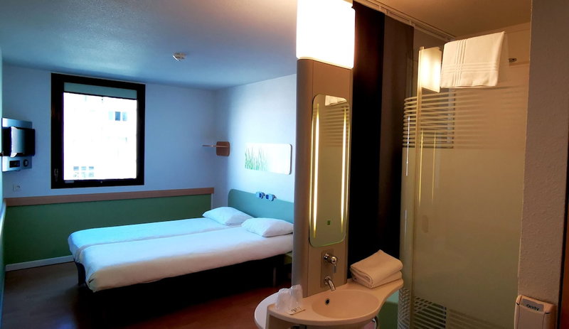 ibis budget Nimes Centre Gare, Nîmes, France