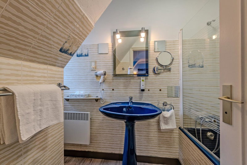 Logis Hotel De La Corniche, Brest, France