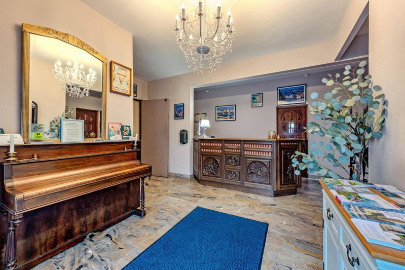 Logis Hotel De La Corniche, Brest, France
