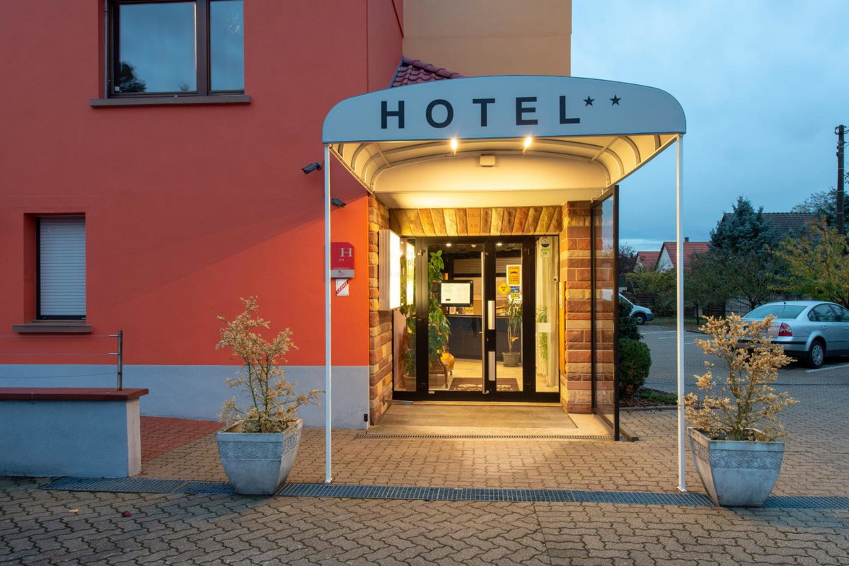 Hotel · Hôtel 3 étoiles et Restaurant - Le Verger De Bischwiller - Logis Hotels, Bischwiller