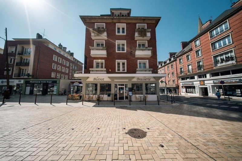 BRIT HOTEL PRIVILEGE LISIEUX – La Villa des Arts, Lisieux, France