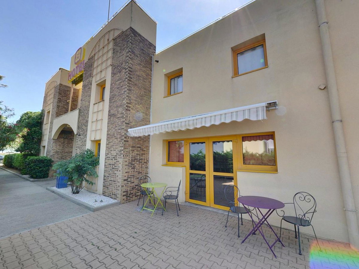 Hotel · The Originals Access, Hôtel Béziers Est, Béziers