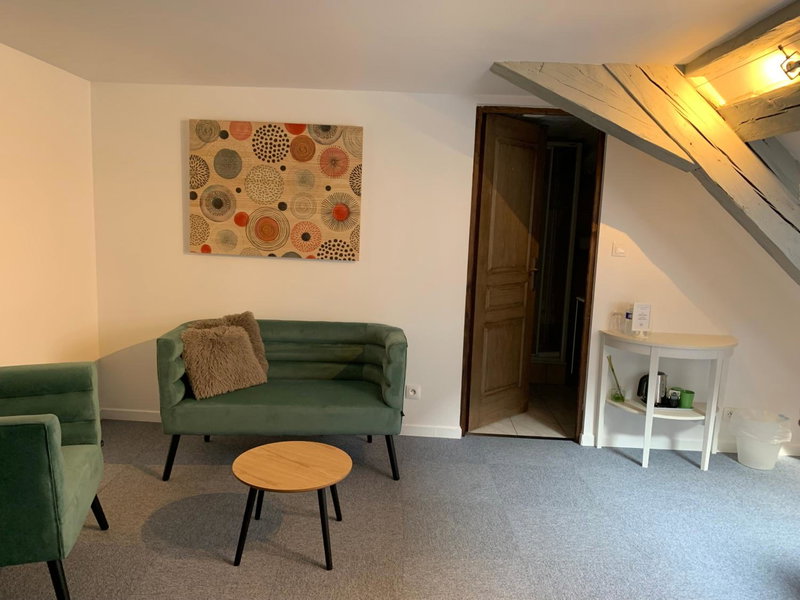 Hôtel SPA Au Cheval Blanc - Chambres climatisées, Ribeauvillé, France