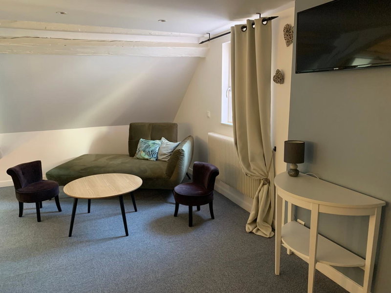 Hôtel SPA Au Cheval Blanc - Chambres climatisées, Ribeauvillé, France