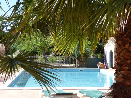 AppartHotel Festival Sud Aqua - Gare TGV, Avignon, France
