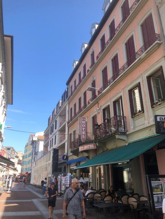 Hôtel Restaurant Continental, Évian-les-Bains, France