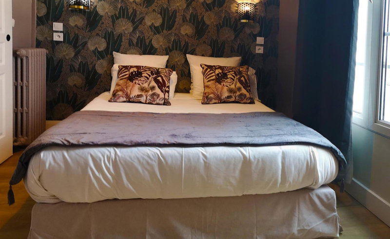 Hotel Hippodrome, Paris, France
