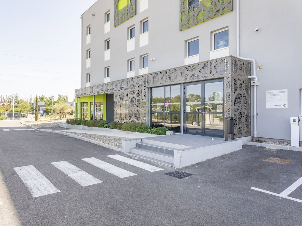 B&B HOTEL Saint-Martin-de-Crau Alpilles Camargue, France