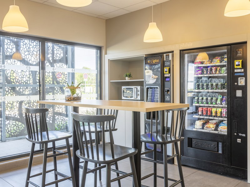 B&B HOTEL Saint-Martin-de-Crau Alpilles Camargue, Saint-Martin-de-Crau, France
