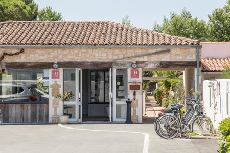 Hôtel Restaurant & Spa Plaisir, Le Bois-Plage-en-Ré, France