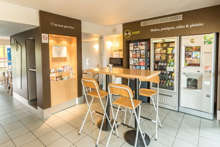 B&B HOTEL Alençon Nord, Valframbert, France