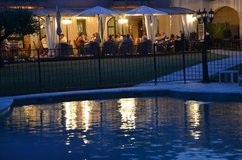 CÉRÈS - Boutique-Hôtel & Spa - Élégance en Terre d'Uzès, Saint-Quentin-la-Poterie, France