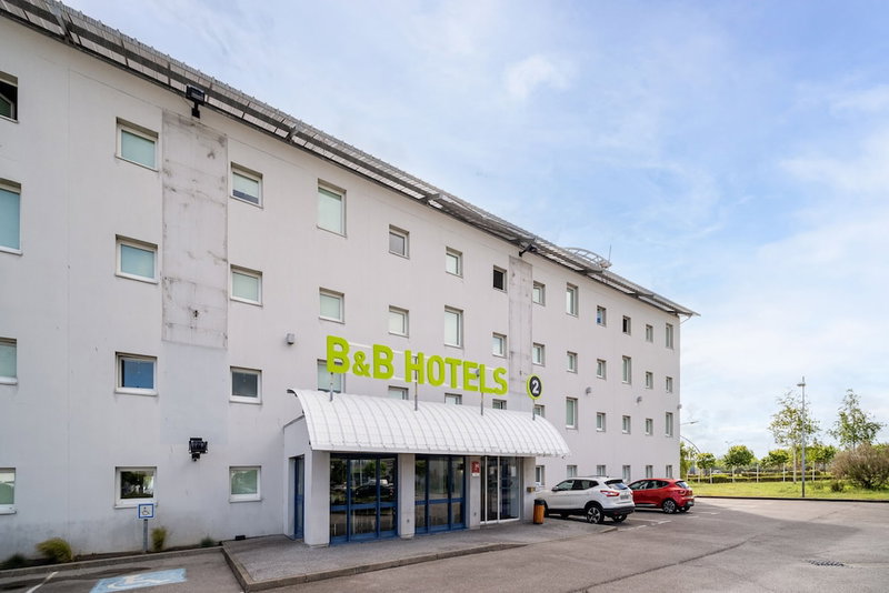 B&B HOTEL Calais Terminal Cité de l'Europe 2 étoiles, Coquelles, France