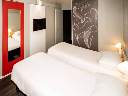 ibis Nîmes Ouest - A9, Nîmes, France