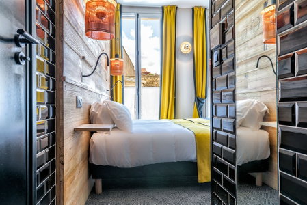 Hôtel Restaurant Au Bœuf Couronné, Paris, France