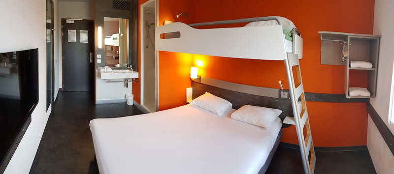 ibis budget Archamps Porte de Genève, Archamps, France