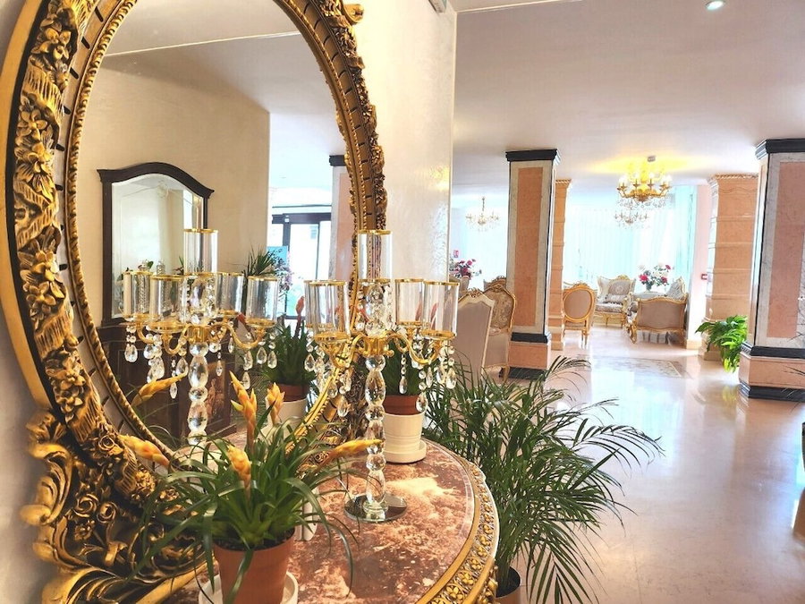 Hotel Royal, Ivry-sur-Seine, France