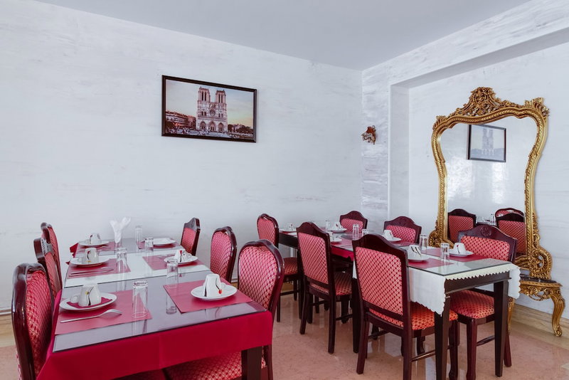 Hotel Royal, Ivry-sur-Seine, France