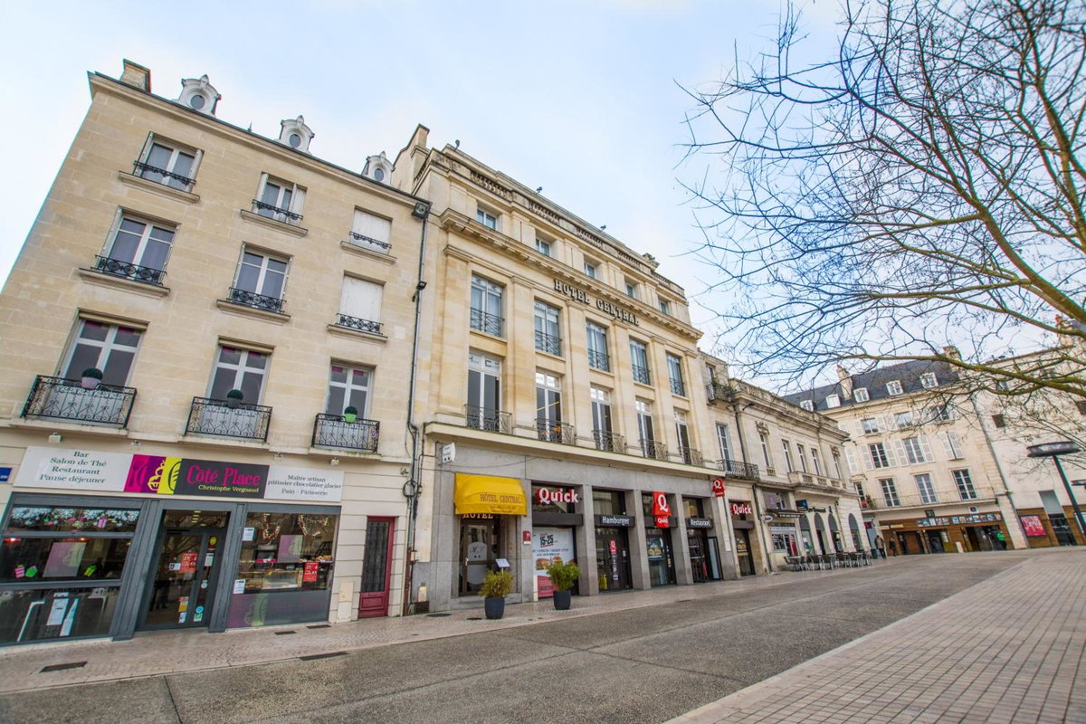 Hotel · Hôtel Central, Poitiers