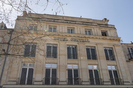 Hôtel Central, Poitiers, France
