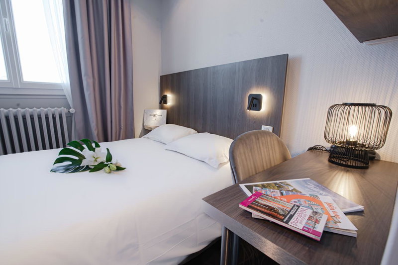 Hôtel Central, Poitiers, France