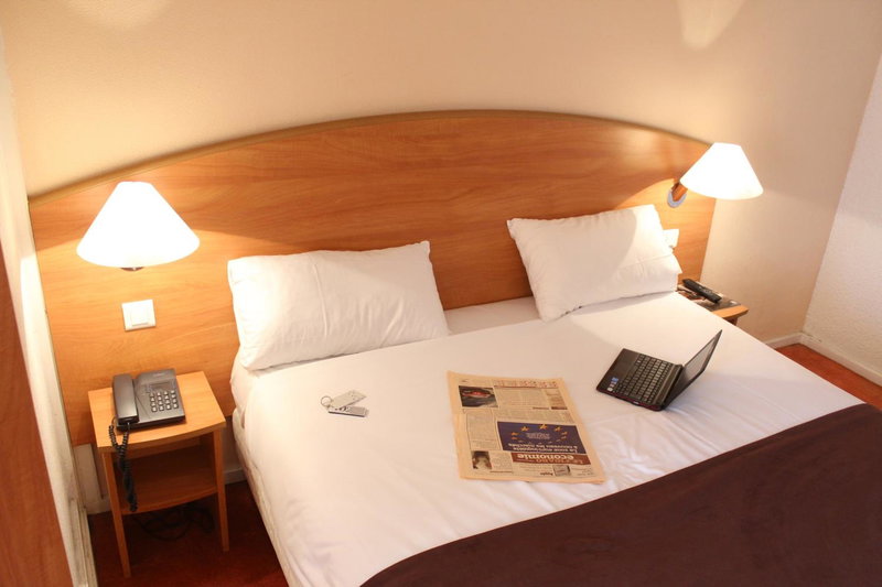 Central Hotel, Créteil, France