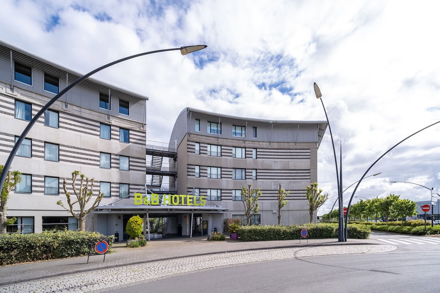B&B HOTEL Calais Terminal Cité de l'Europe 4 étoiles, Coquelles, France