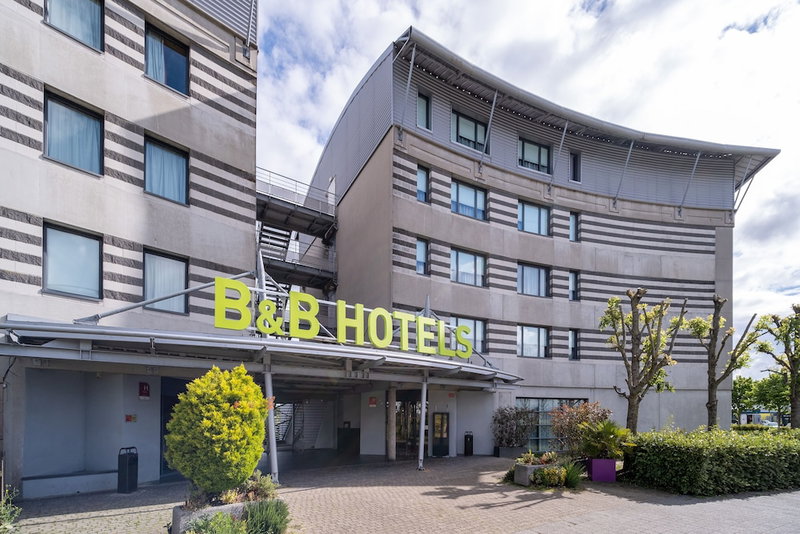 B&B HOTEL Calais Terminal Cité de l'Europe 4 étoiles, Coquelles, France