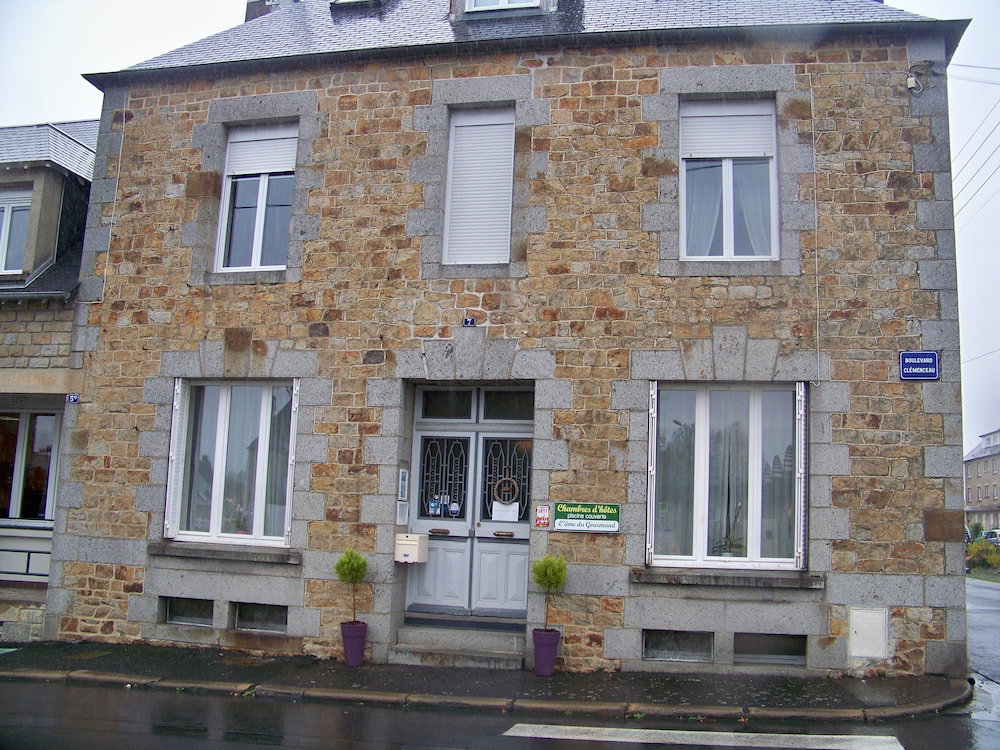 Hotel · L'Âme Du Gourmand, Pontorson
