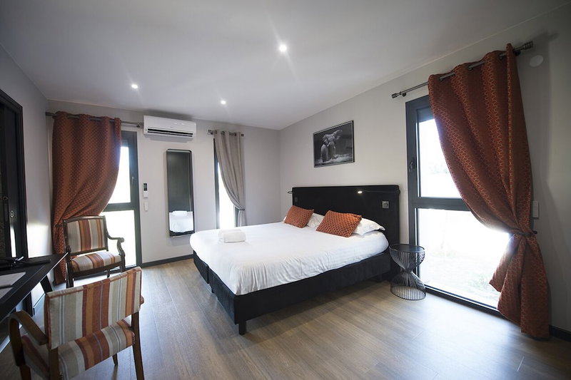 Domaine de Larchey, Saint-Medard-d'Eyrans, France