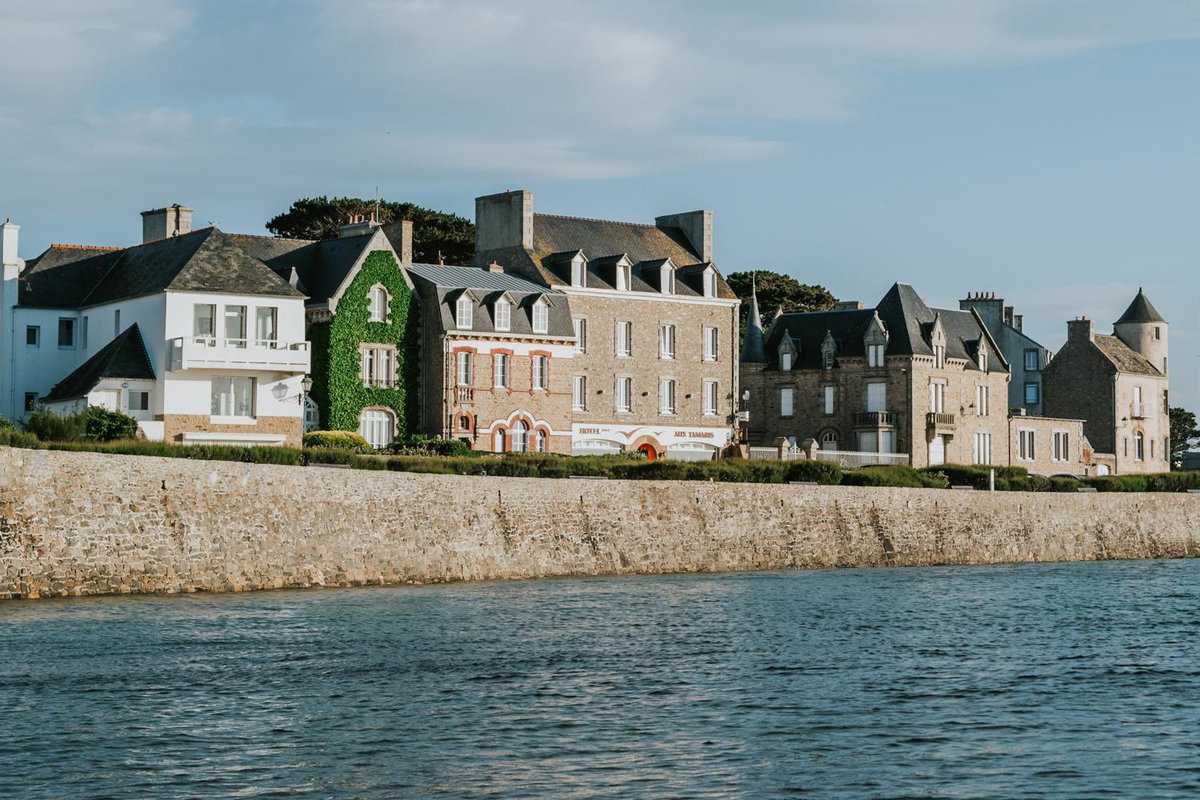 Hôtel Aux Tamaris - Vue Mer, France