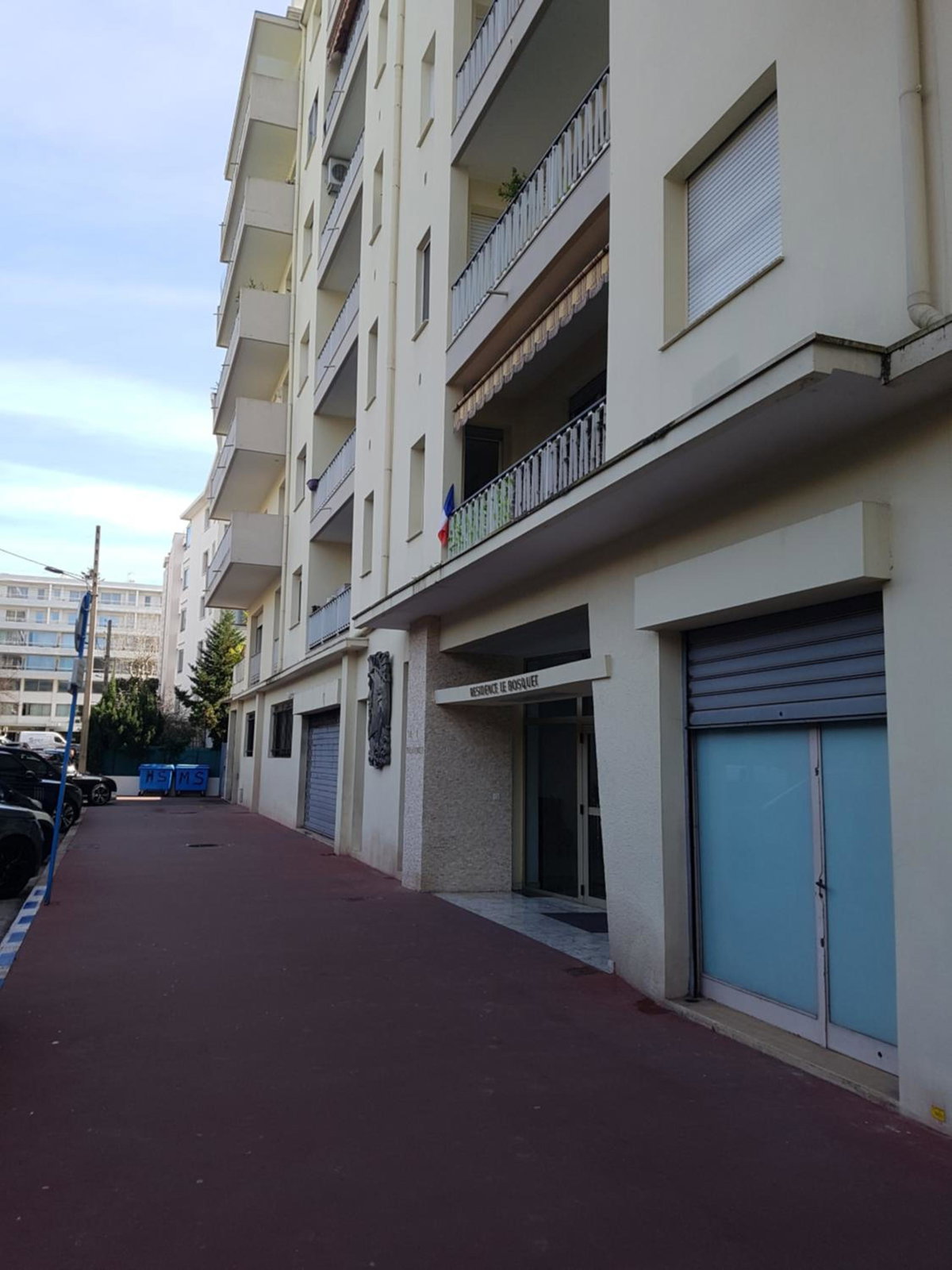 Hotel · ++++ renovated cosy 50m2 sunny flat / balcony / close to beach and to the Palais des festivals ++++, Cannes