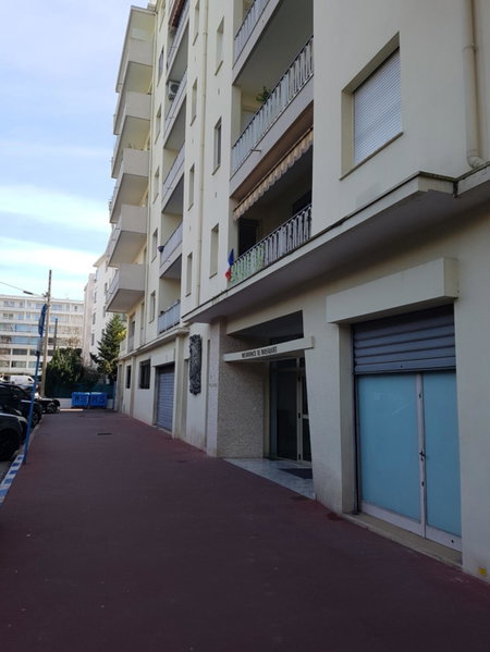 ++++ renovated cosy 50m2 sunny flat / balcony / close to beach and to the Palais des festivals ++++, Cannes, France