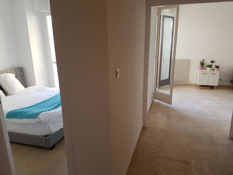 ++++ renovated cosy 50m2 sunny flat / balcony / close to beach and to the Palais des festivals ++++, Cannes, France