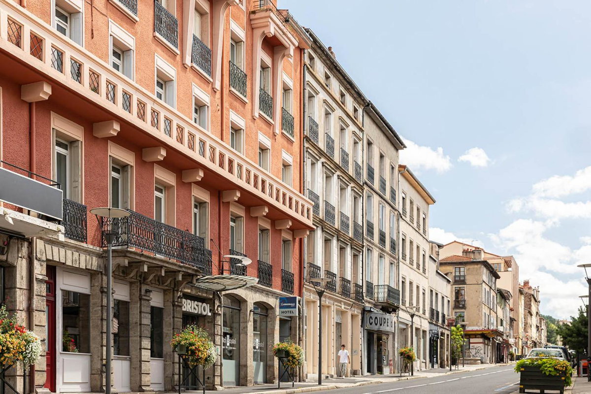 Hotel · Best Western Le Bristol, Le Puy En Velay