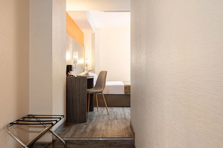 Best Western Le Bristol, Le Puy en Velay, France