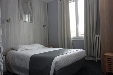 Hotel De l'Univers, Caen, France