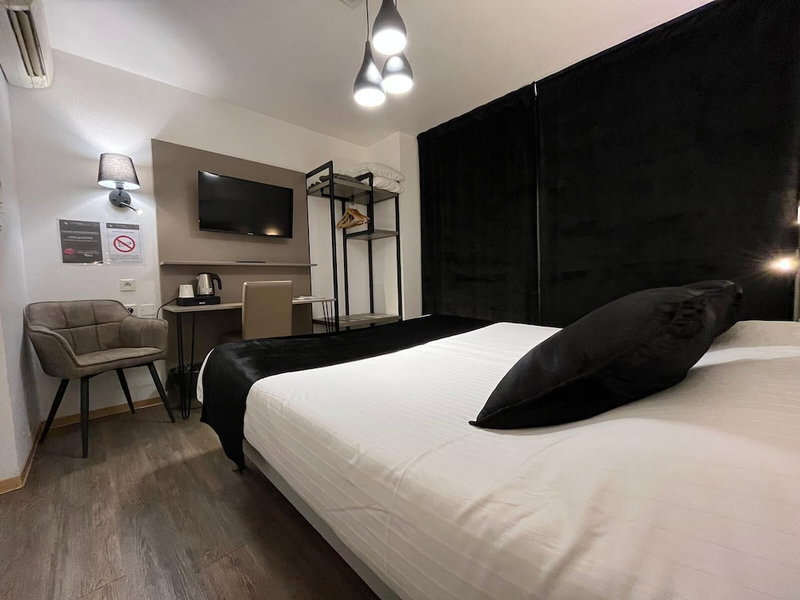 Citotel Le Cheval Blanc, Cognac, France